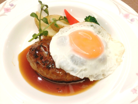 週替わりハンバーグランチ