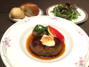 週替わりハンバーグランチ